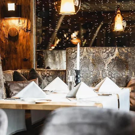 Wellness Alpenhof Готель 4*